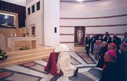 pope praying