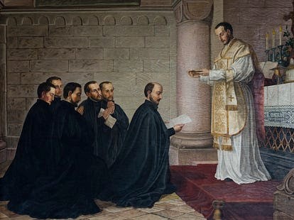 Saturnian priest robes
